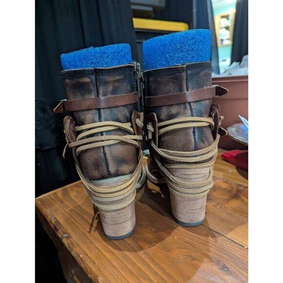 Szā9 Freebird by Steven Carter in Cognac - Picture 4 of 8